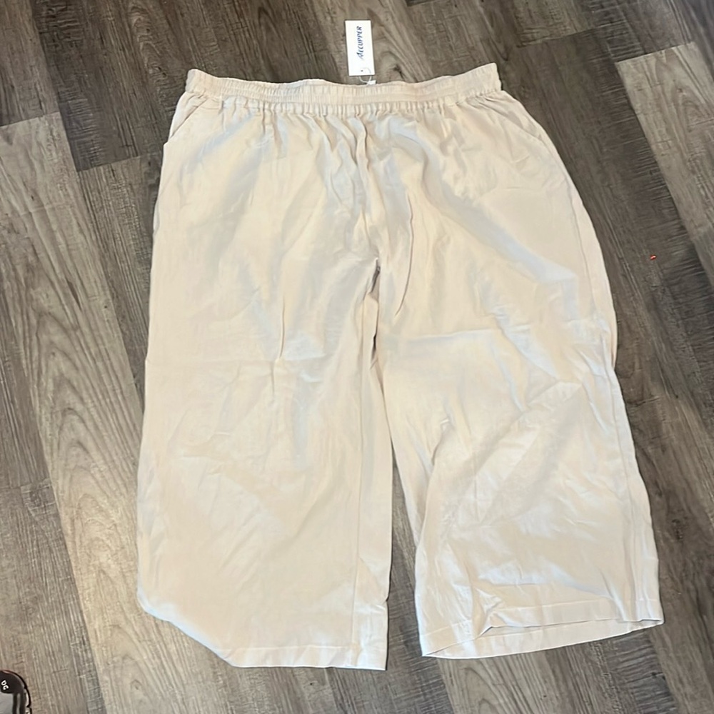 Cotton wide leg Capri size 5 XL made by Ecupper